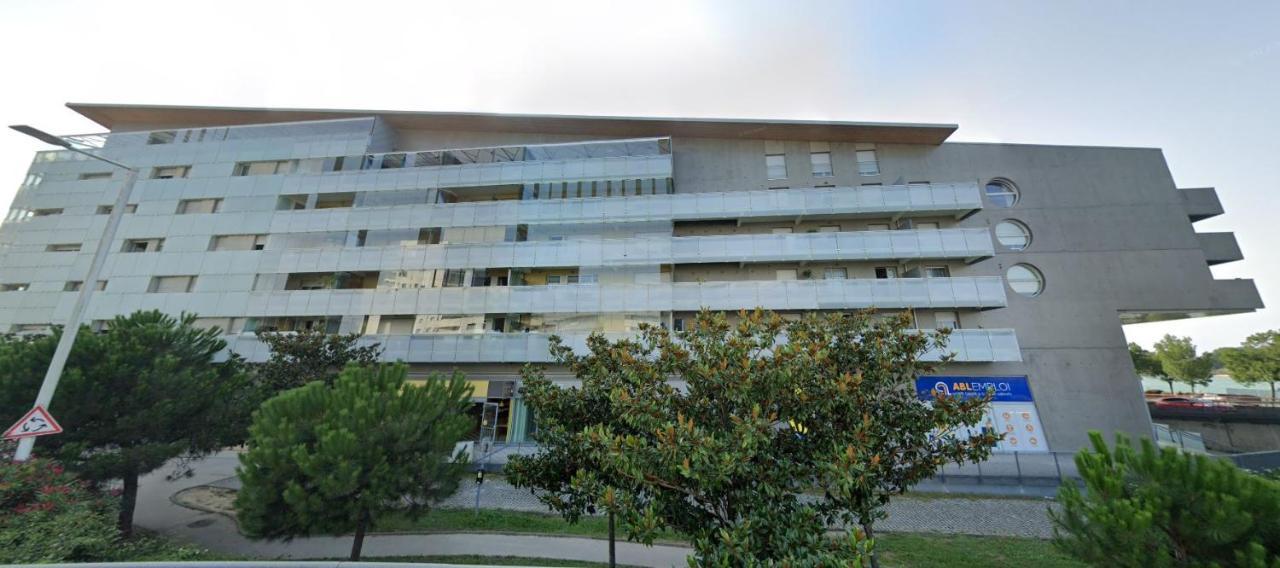 Appartement T2 + Parking Privatif - Centre Ville Bayonne Buitenkant foto